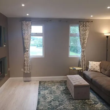 Country Retreat, Ireland's Hidden Heartland F35 Yc67 * Ballyhaunis