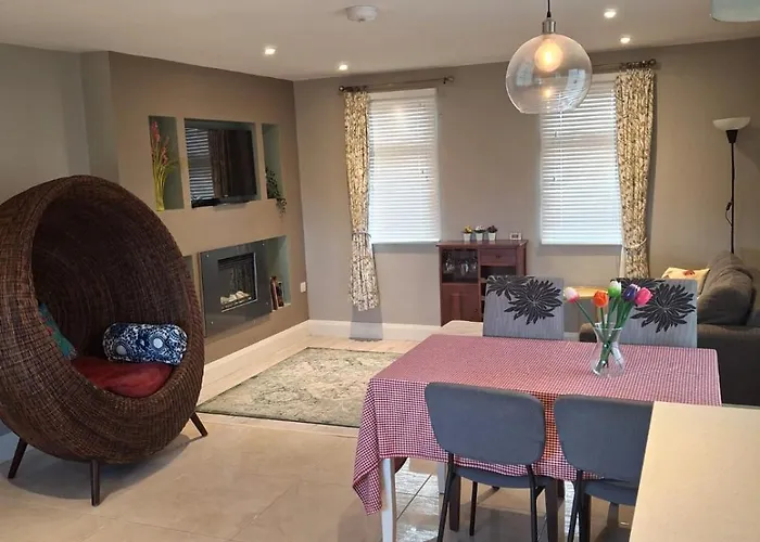 Country Retreat, Ireland's Hidden Heartland F35 Yc67 *